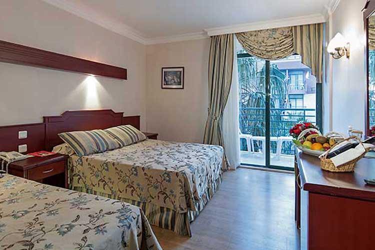 Meryan Beach Hotel Spa