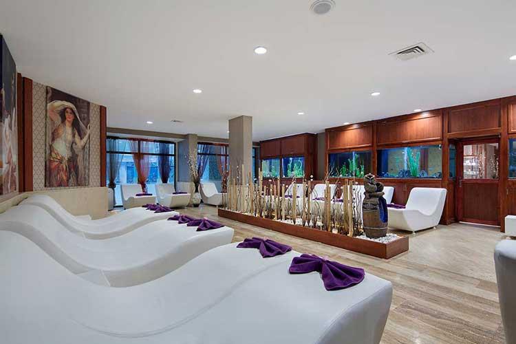 Meryan Beach Hotel Spa
