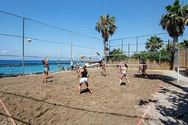 Meryan Beach Hotel Spa