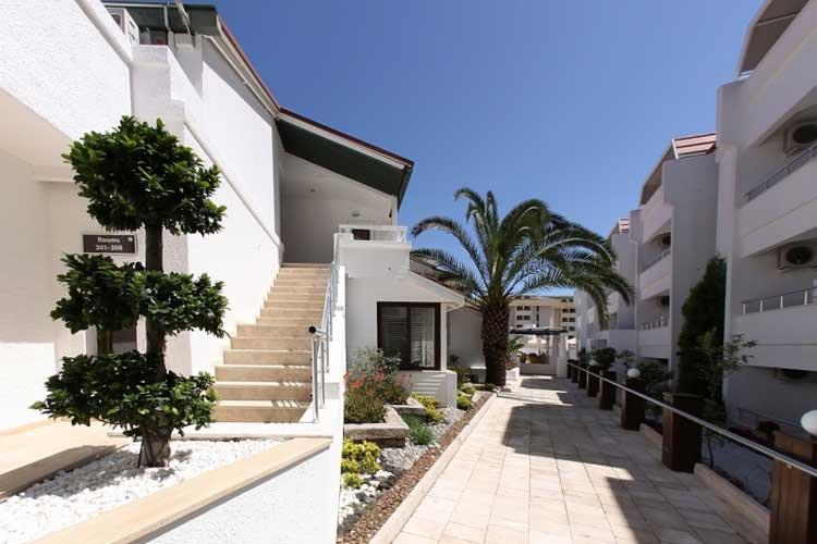 Munamar Beach Resort Hotel