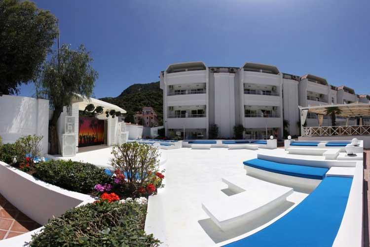 Munamar Beach Resort Hotel