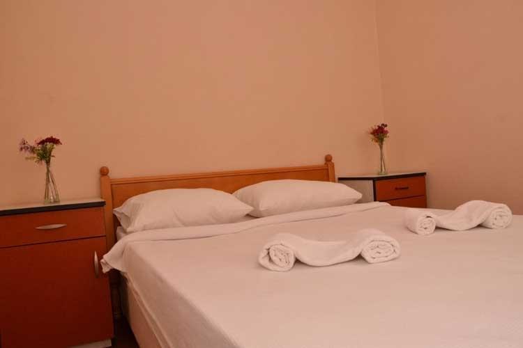 Nil Hotel Sarımsaklı