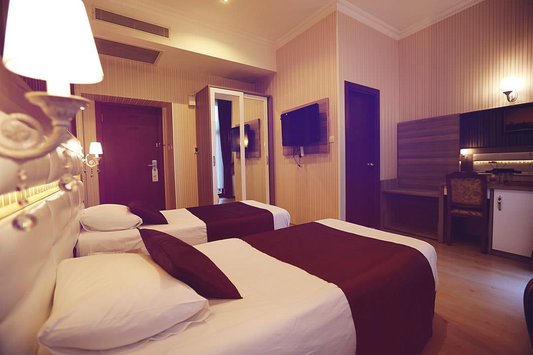 Nil Hotel Sarımsaklı