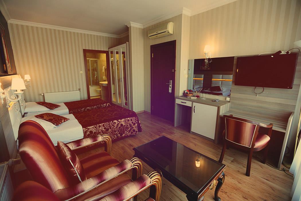 Nil Hotel Sarımsaklı