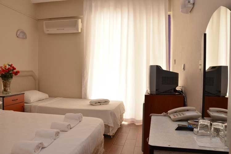 Nil Hotel Sarımsaklı