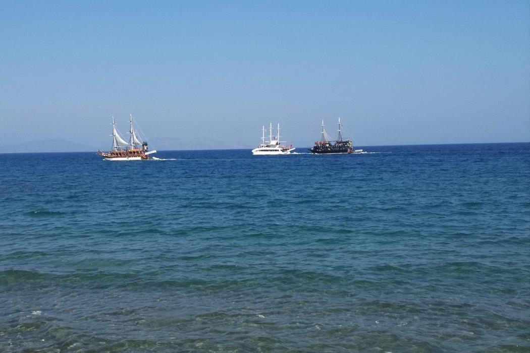 Nuova Beach Hotel