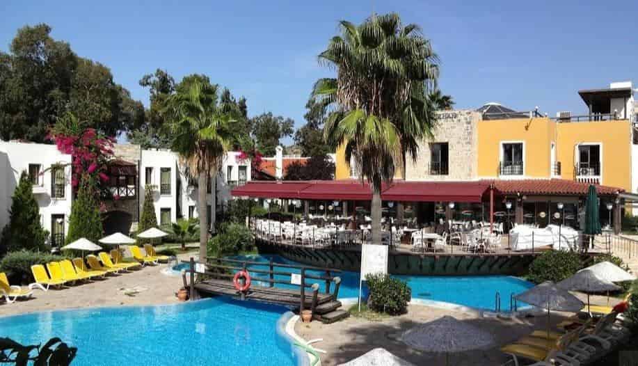 Onderhan Beach Club Otel