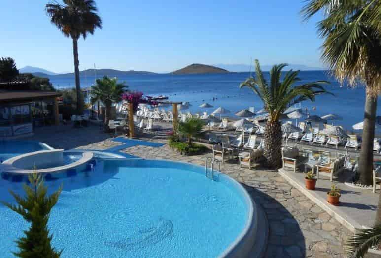 Onderhan Beach Club Otel