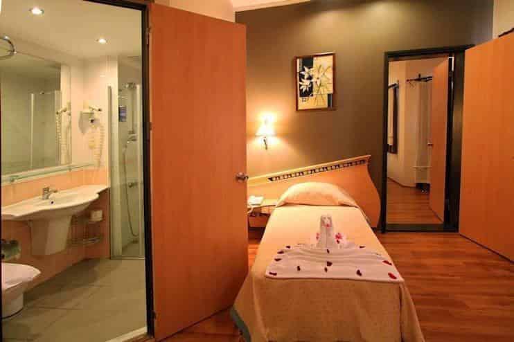 Onderhan Beach Club Otel