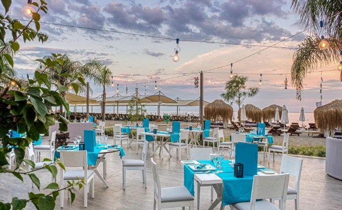 Otium Hotel Life (Seven Seas Hotel Life)