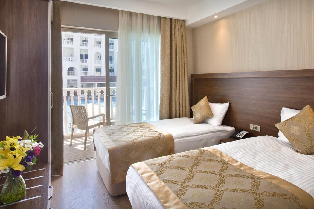 Oz Hotels Side Premium