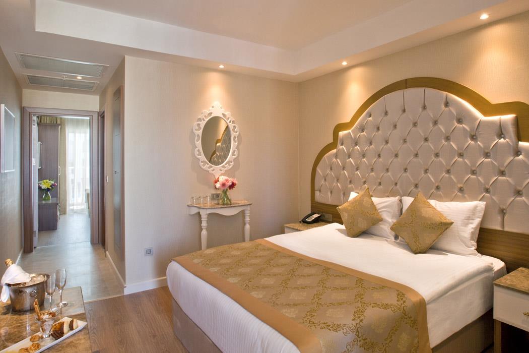 Oz Hotels Side Premium