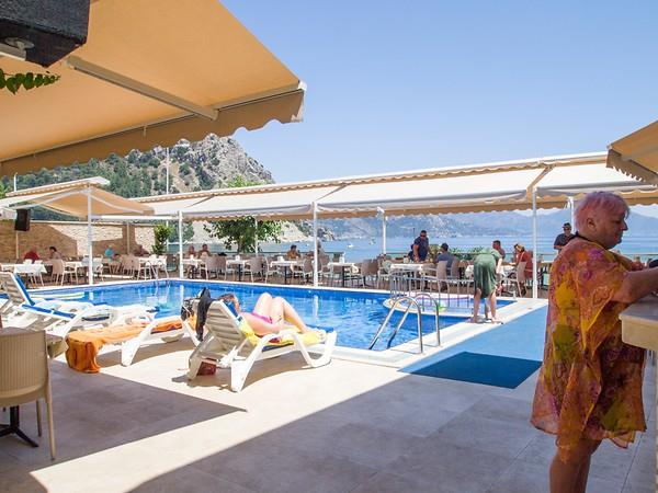 Özcan Beach Hotel Turunç