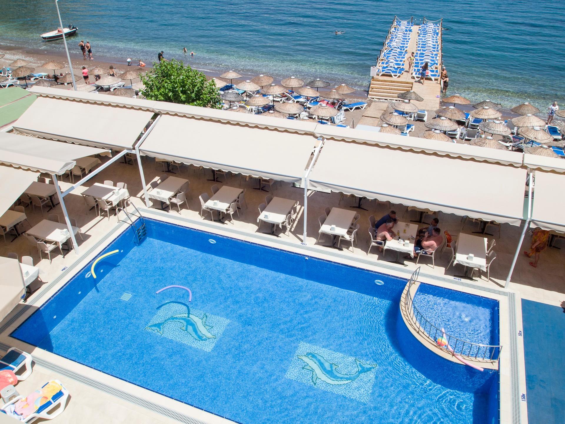 Özcan Beach Hotel Turunç