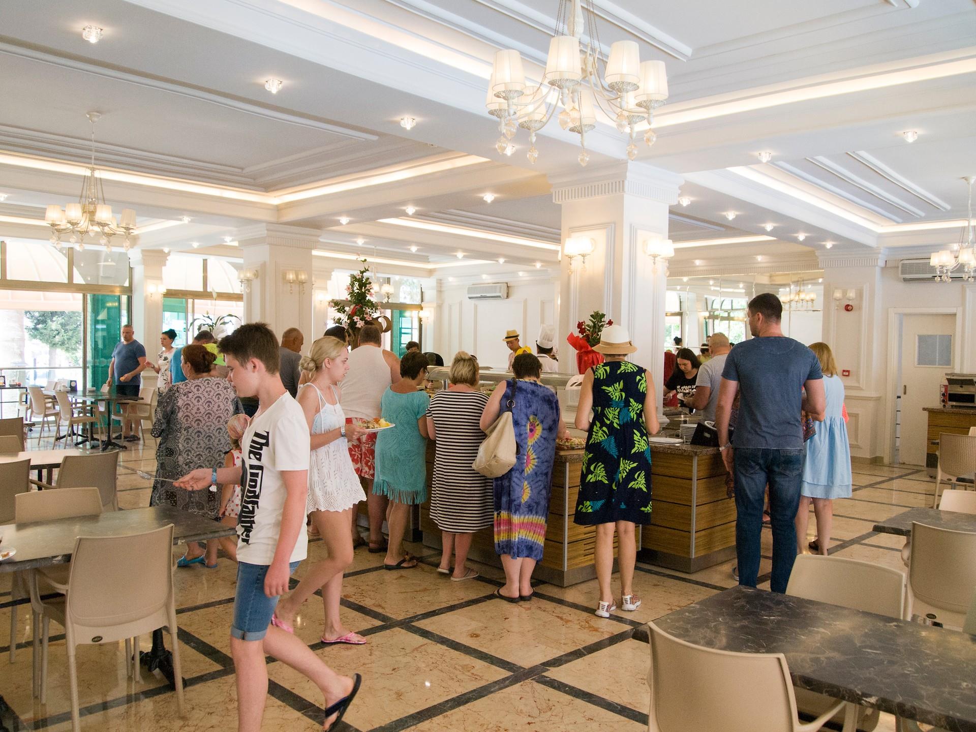 Özcan Beach Hotel Turunç