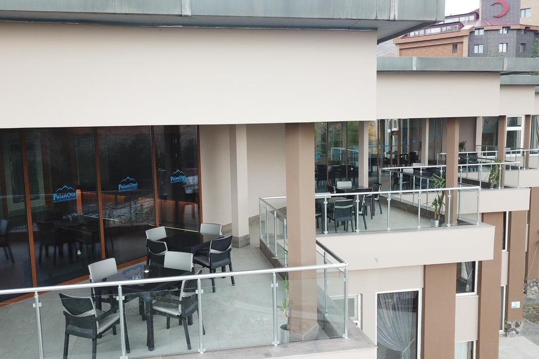 Palan Hotel