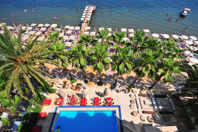 Palm Wings Beach Resort