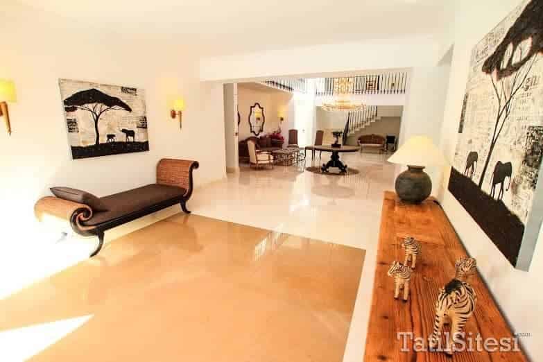 Palm Bay Beach Hotel