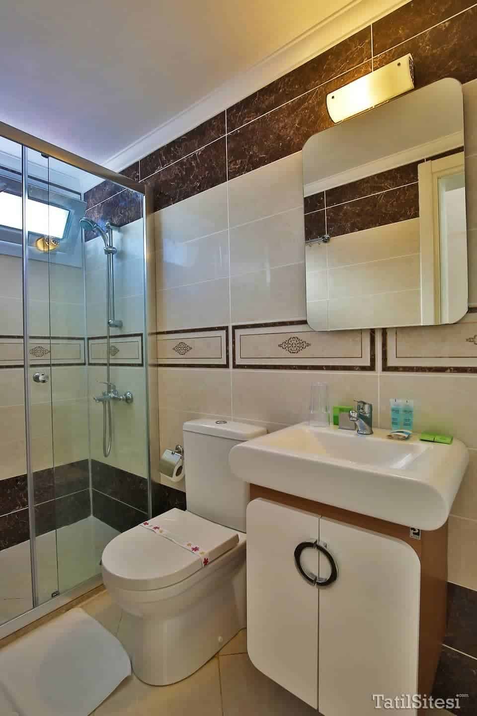 Palm Bay Beach Hotel