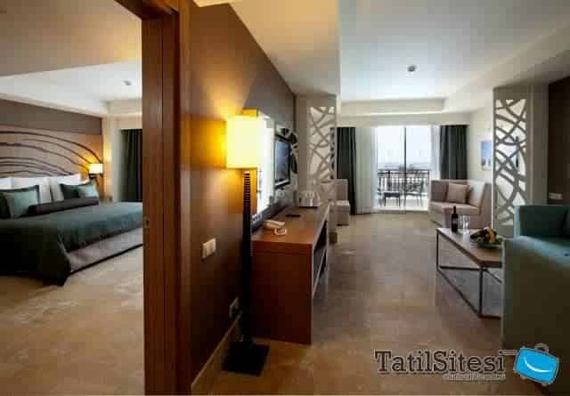 Paloma Oceana Resort