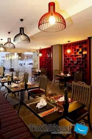 Paloma Oceana Resort