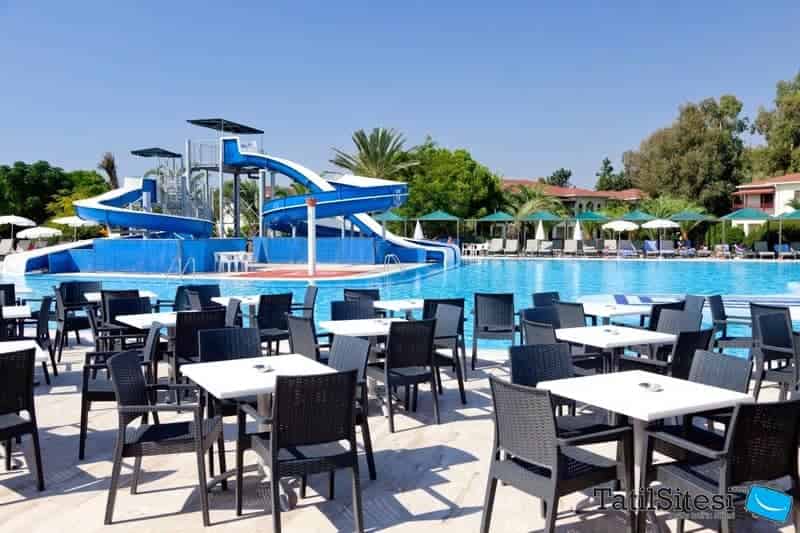 Paradise Side Beach Hotel 