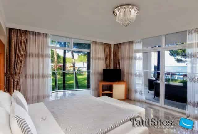 PGS Hotels World Palace