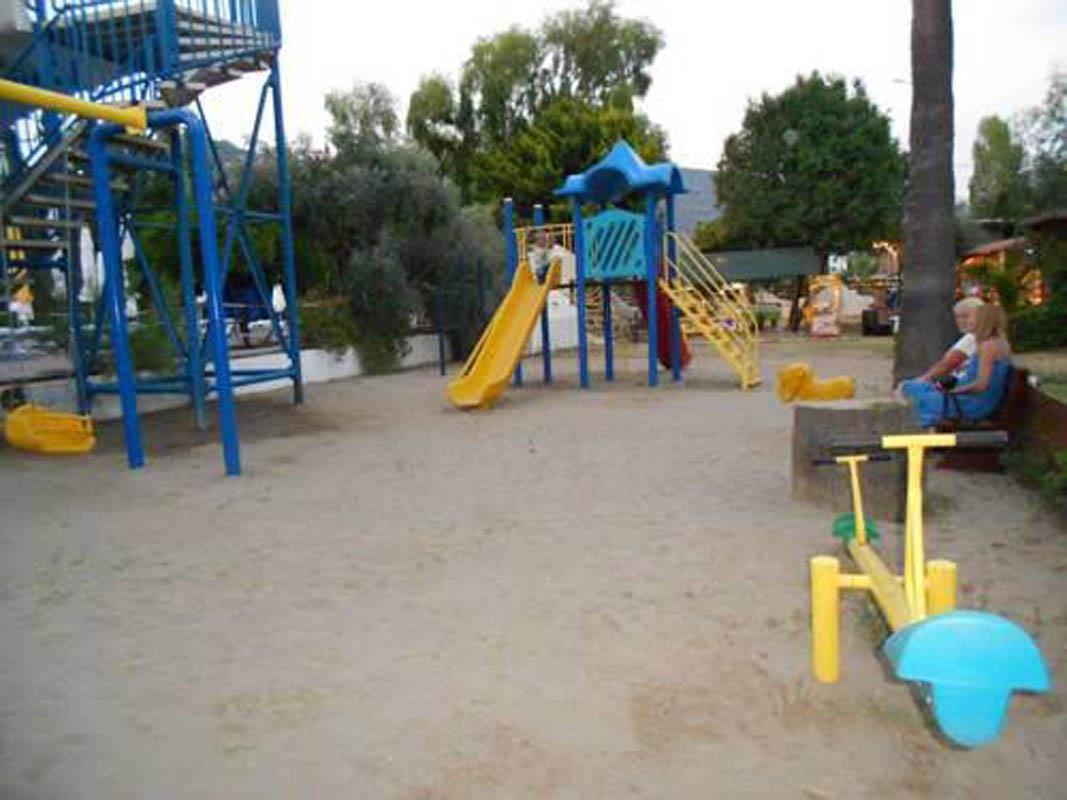 Pigale Family Club