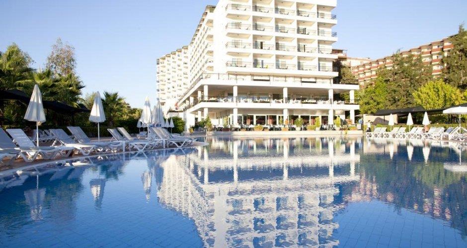 Porto Azzurro Delta Hotels