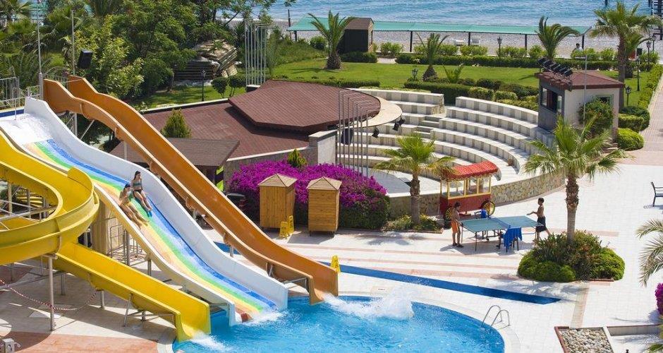 Porto Azzurro Delta Hotels