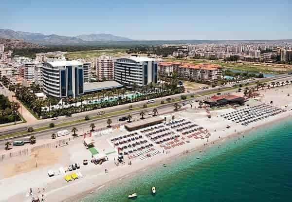 Porto Bello Hotel Resort & Spa