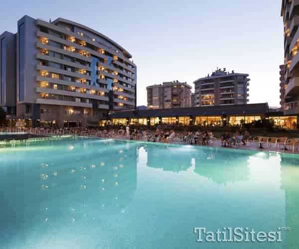 Porto Bello Hotel Resort & Spa
