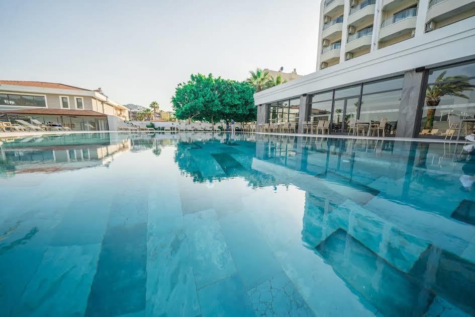 Premier Nergis Beach Hotel