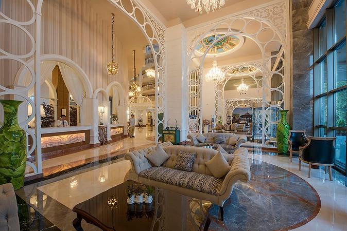 Quattro Beach Spa & Resort Hotel