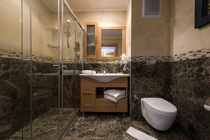 Quattro Beach Spa & Resort Hotel