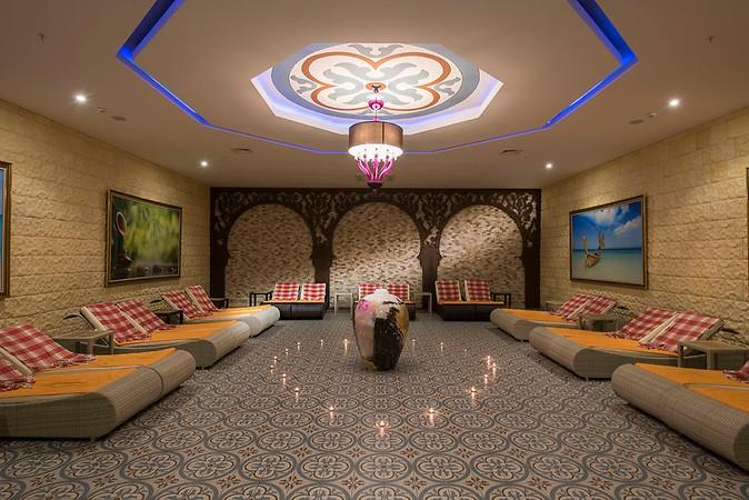 Quattro Beach Spa & Resort Hotel