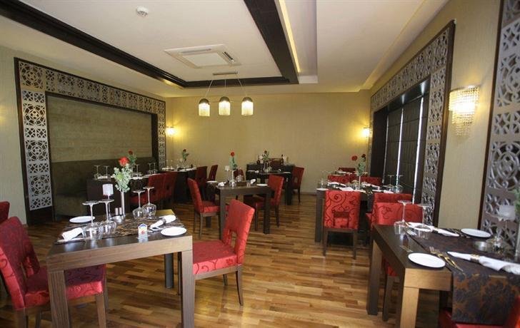 Queen Elizabeth Elite Suite Hotel & Spa 