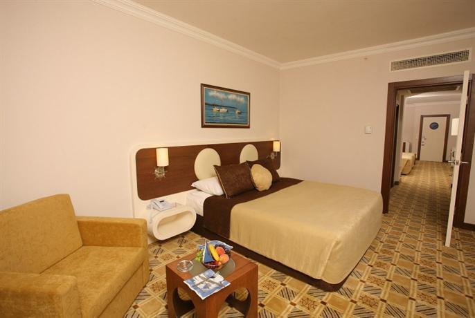 Queen Elizabeth Elite Suite Hotel & Spa 