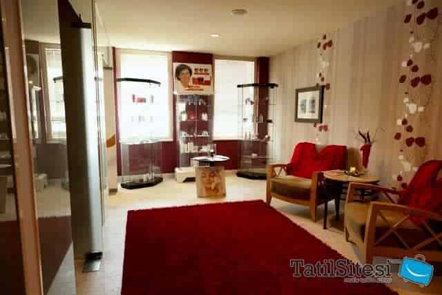 Queens Park Turkiz Kemer