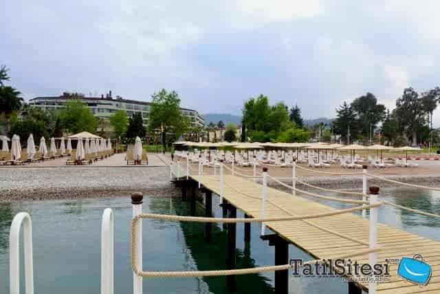 Queens Park Turkiz Kemer