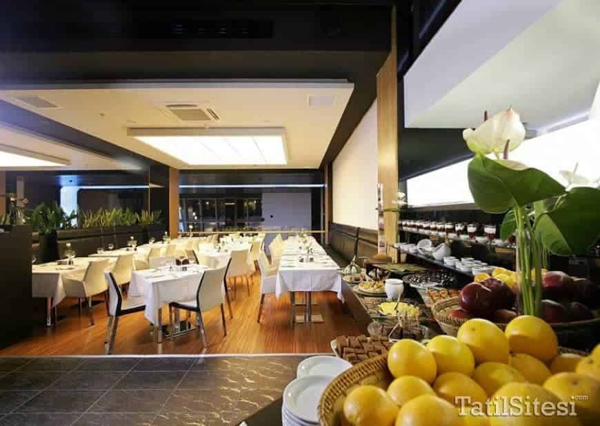 Richmond Nua Wellness & Spa