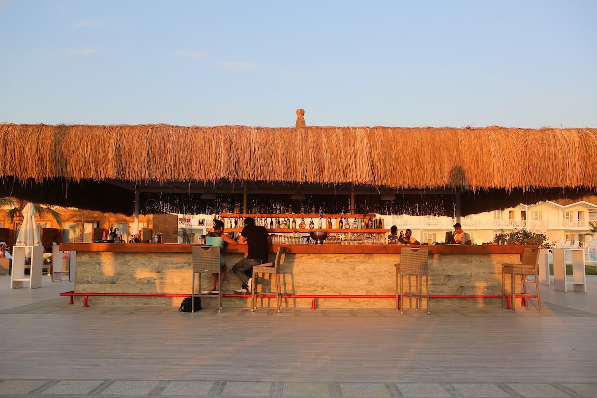 Risus Aqua Beach Resort Hotel