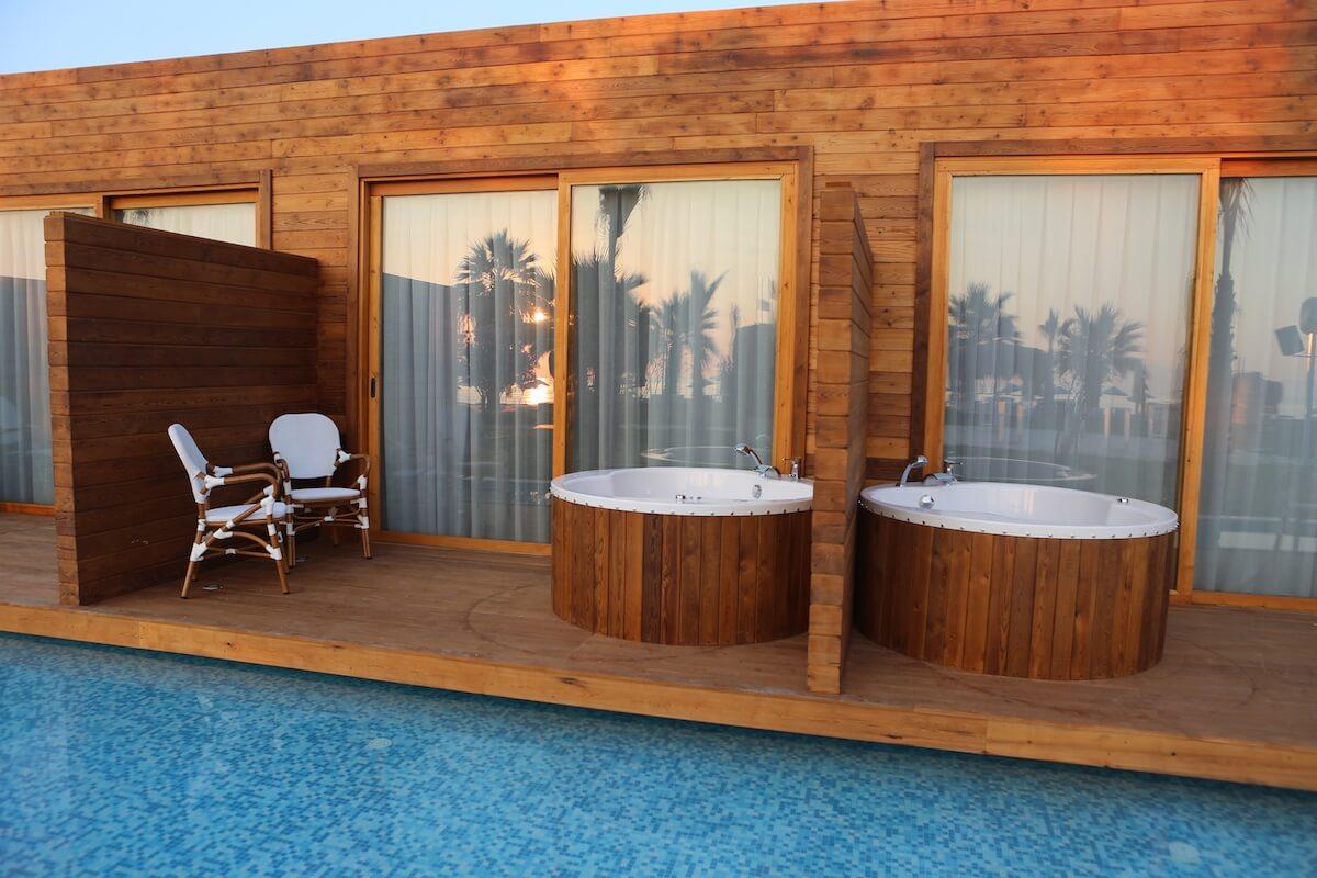 Risus Aqua Beach Resort Hotel