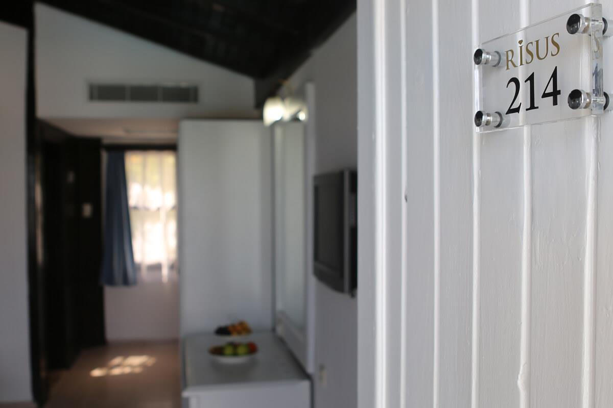 Risus Aqua Beach Resort Hotel