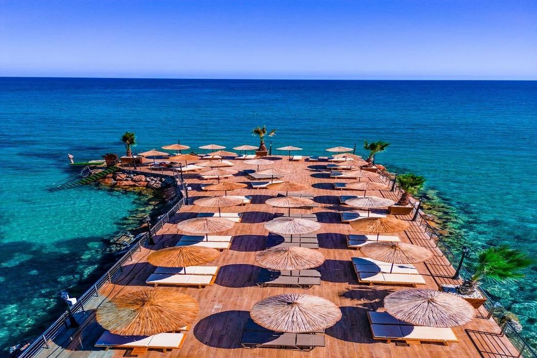 Riverside Garden Resort