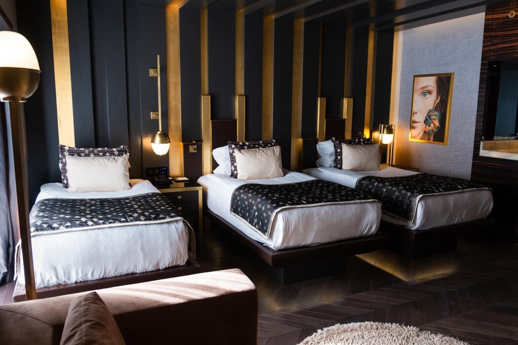 Rocks Hotel