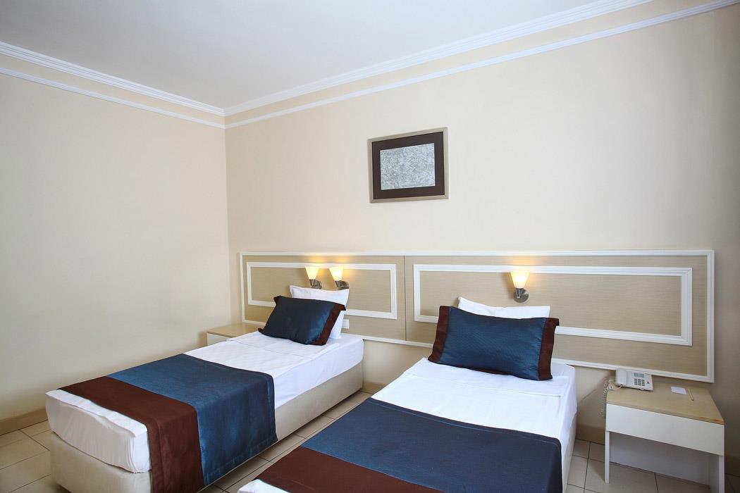 Royal Arena Resort Spa