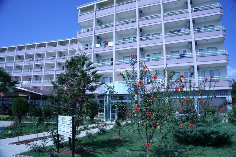 Royal Ideal Beach Hotel