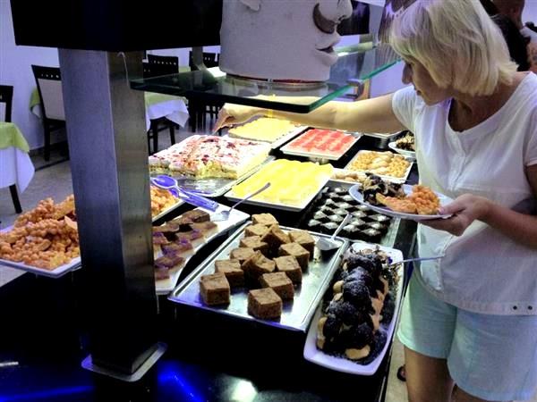 Royal Ideal Beach Hotel