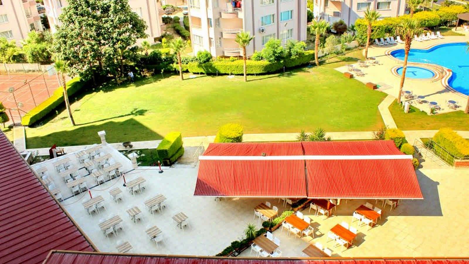 Royal Palace Kuşadası Hotel